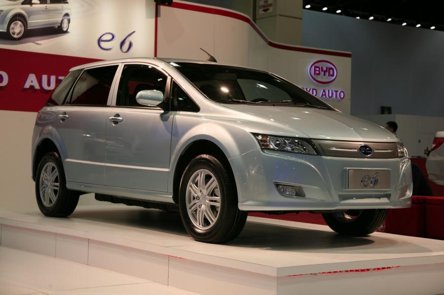  BYD E6 2009 года  (фото 24 из 60)